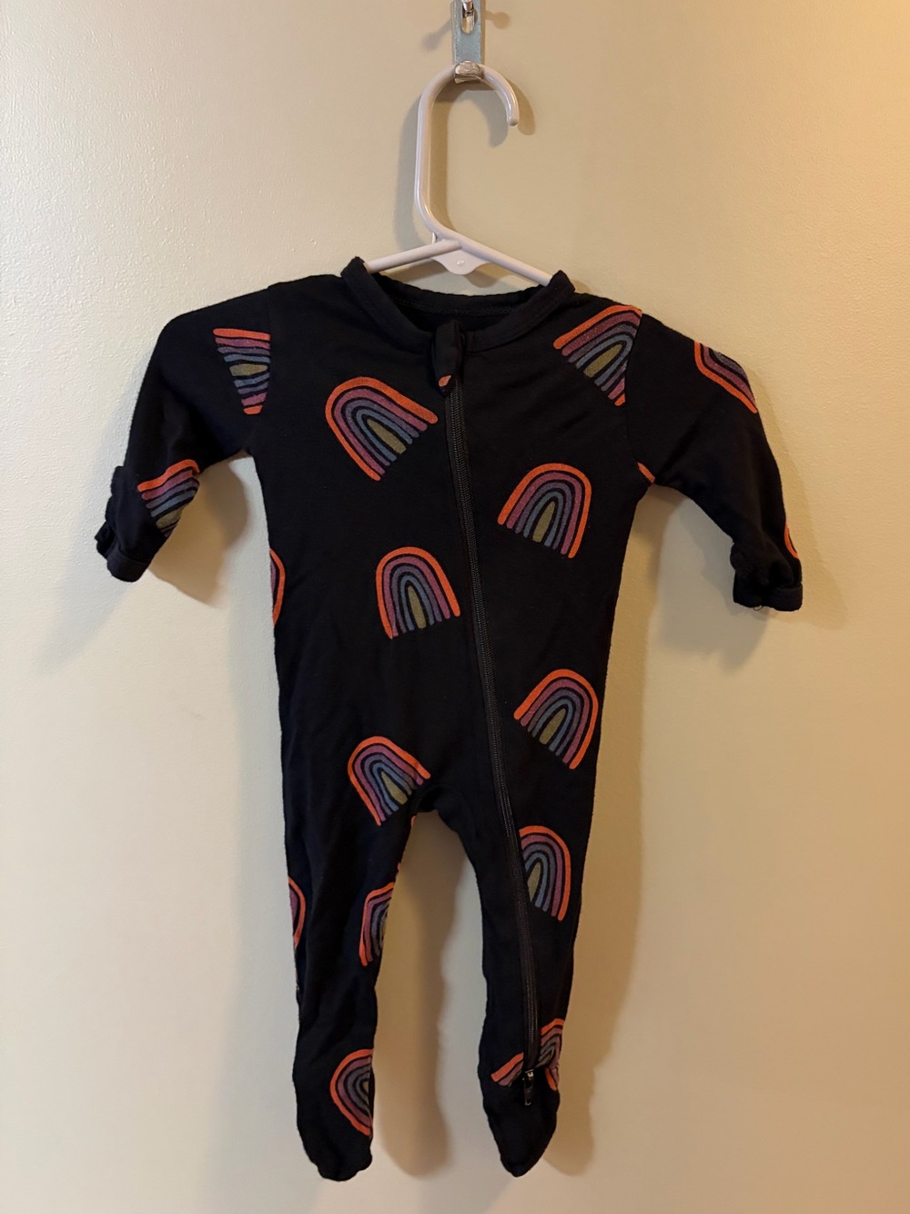 Kyte baby bamboo midnight rainbow footie zippy newborn fold over hands unisex